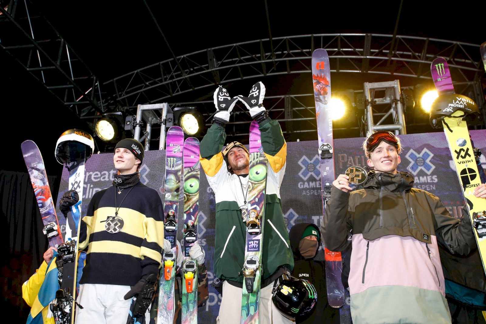 Skidsnack v4 - Henrik Harlaut historisk på X Games - Åka Skidor