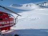 Heliskiing i midnattssol